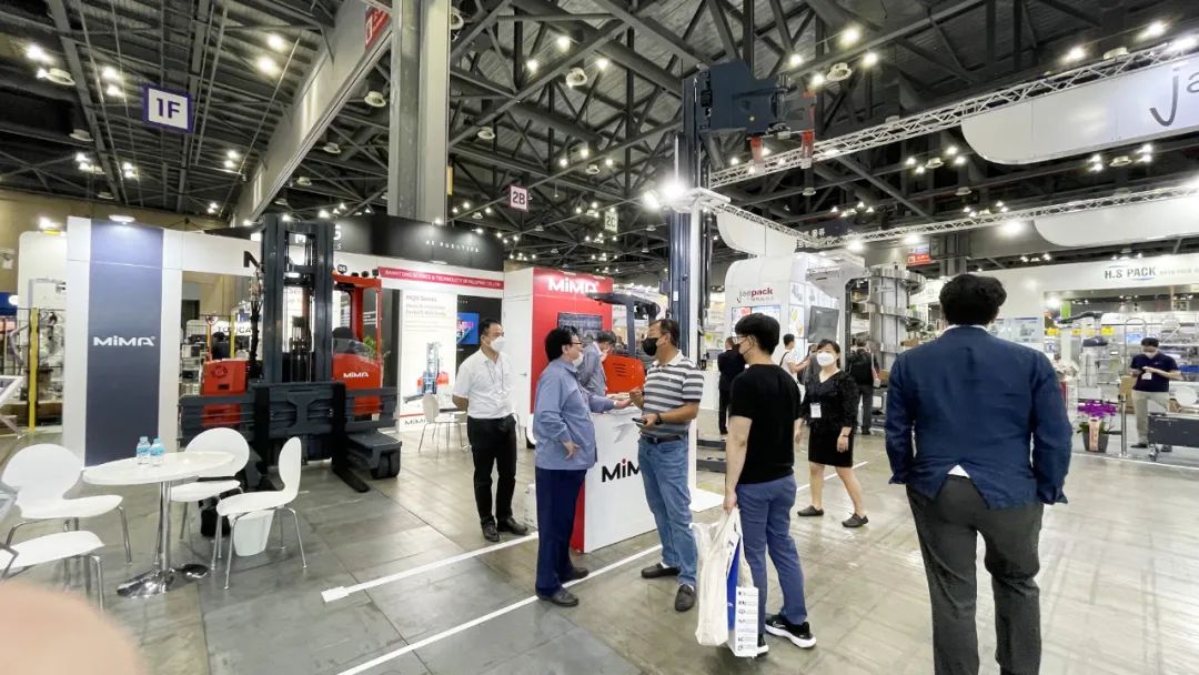 米瑪三向叉車首爾物流展.jpg 米瑪三向叉車首爾物流展.jpg