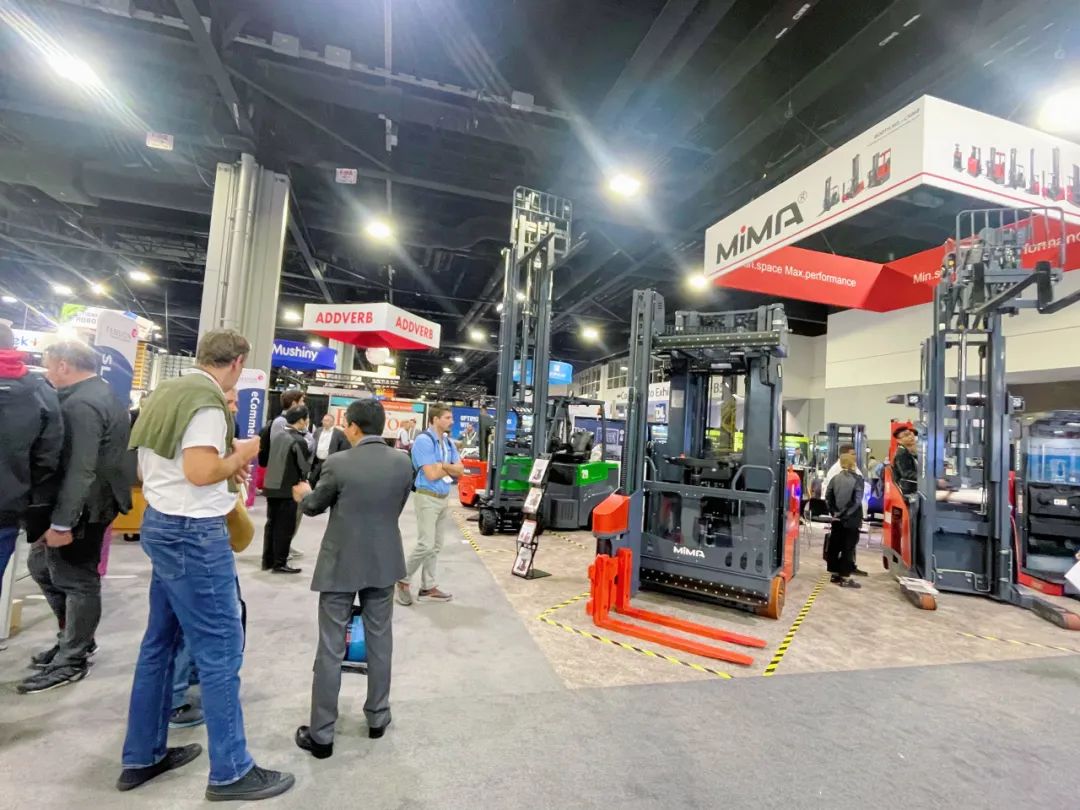 米瑪電動(dòng)叉車(chē)展會(huì)3.jpg